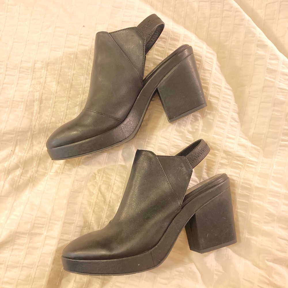 Eileen Fisher Black Leather Bootie NEW Sz 10